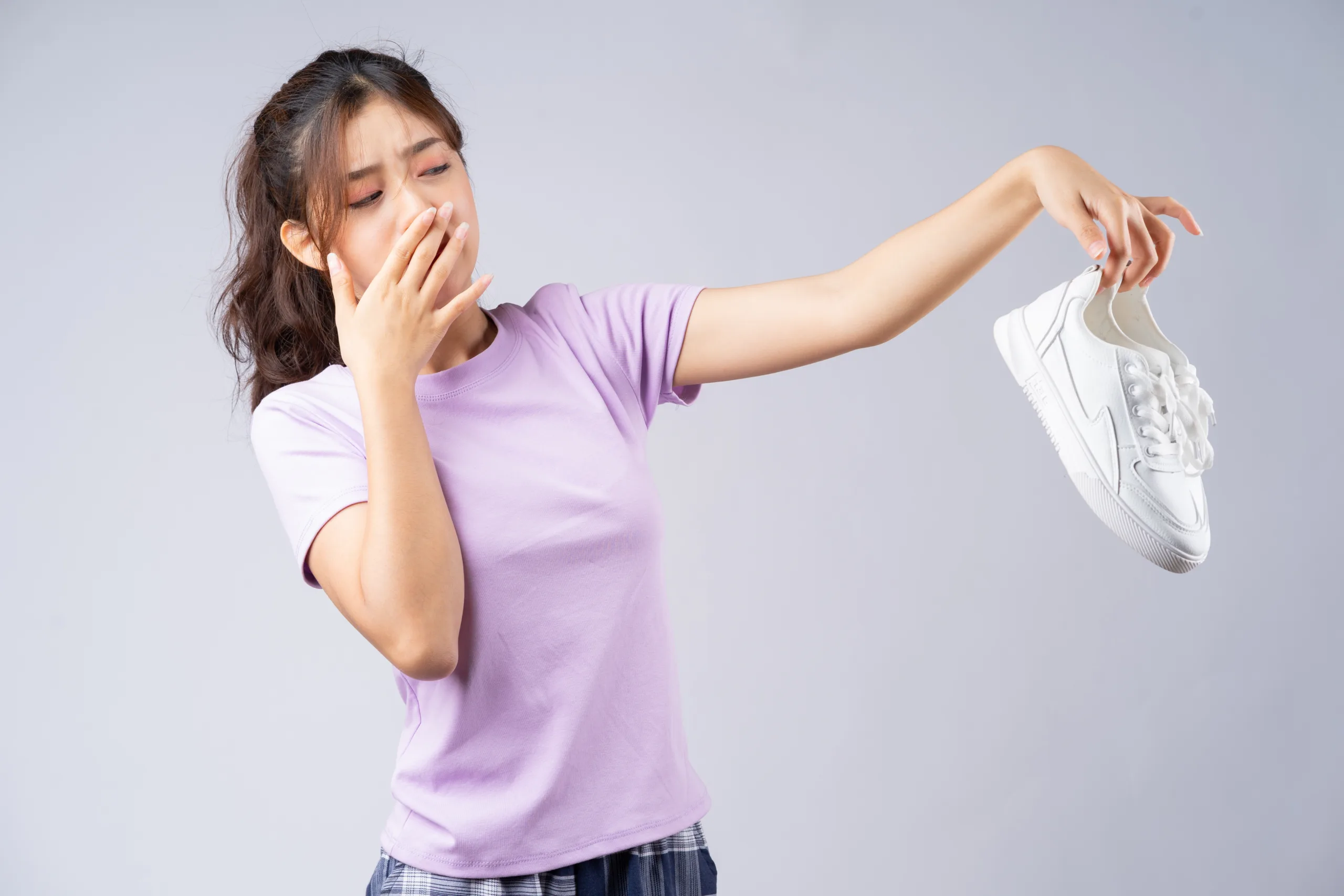 Why Shoes Start Smelling Even After Washing