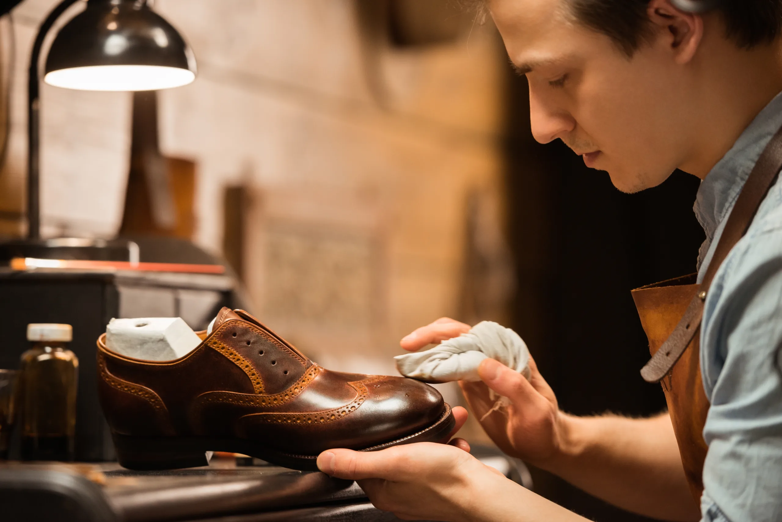 Luxury Shoe Cleaning in Dubai: How Professionals Protect Expensive Footwear