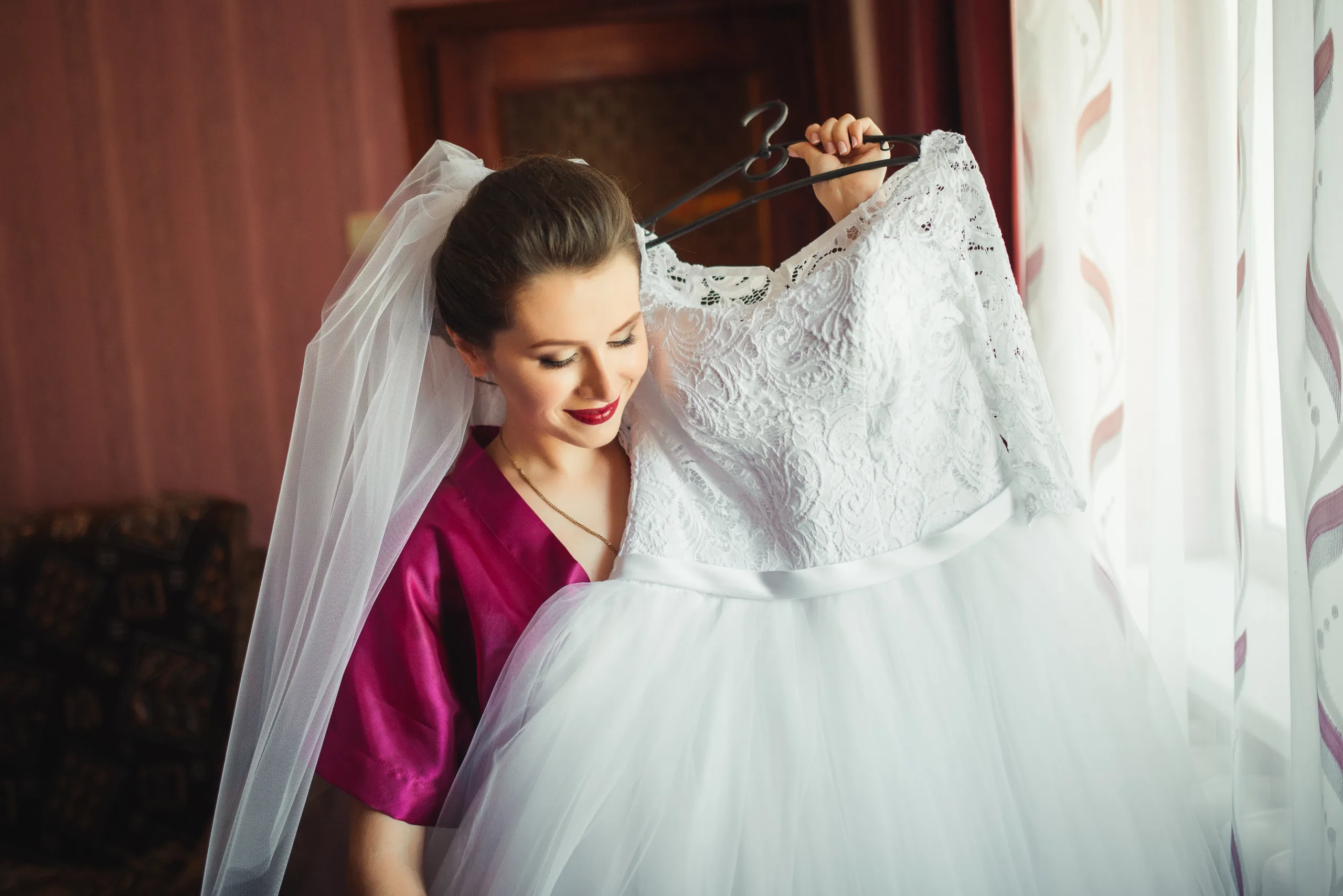 5 Common Wedding Dress Cleaning Mistakes to Avoid